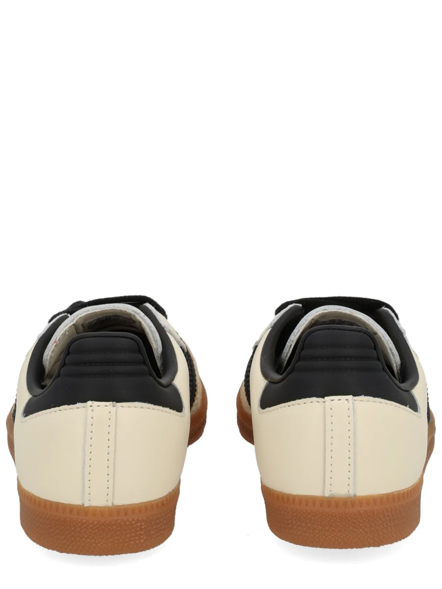 Adidas Originals Essentials Unisex Sneakers - Image 4