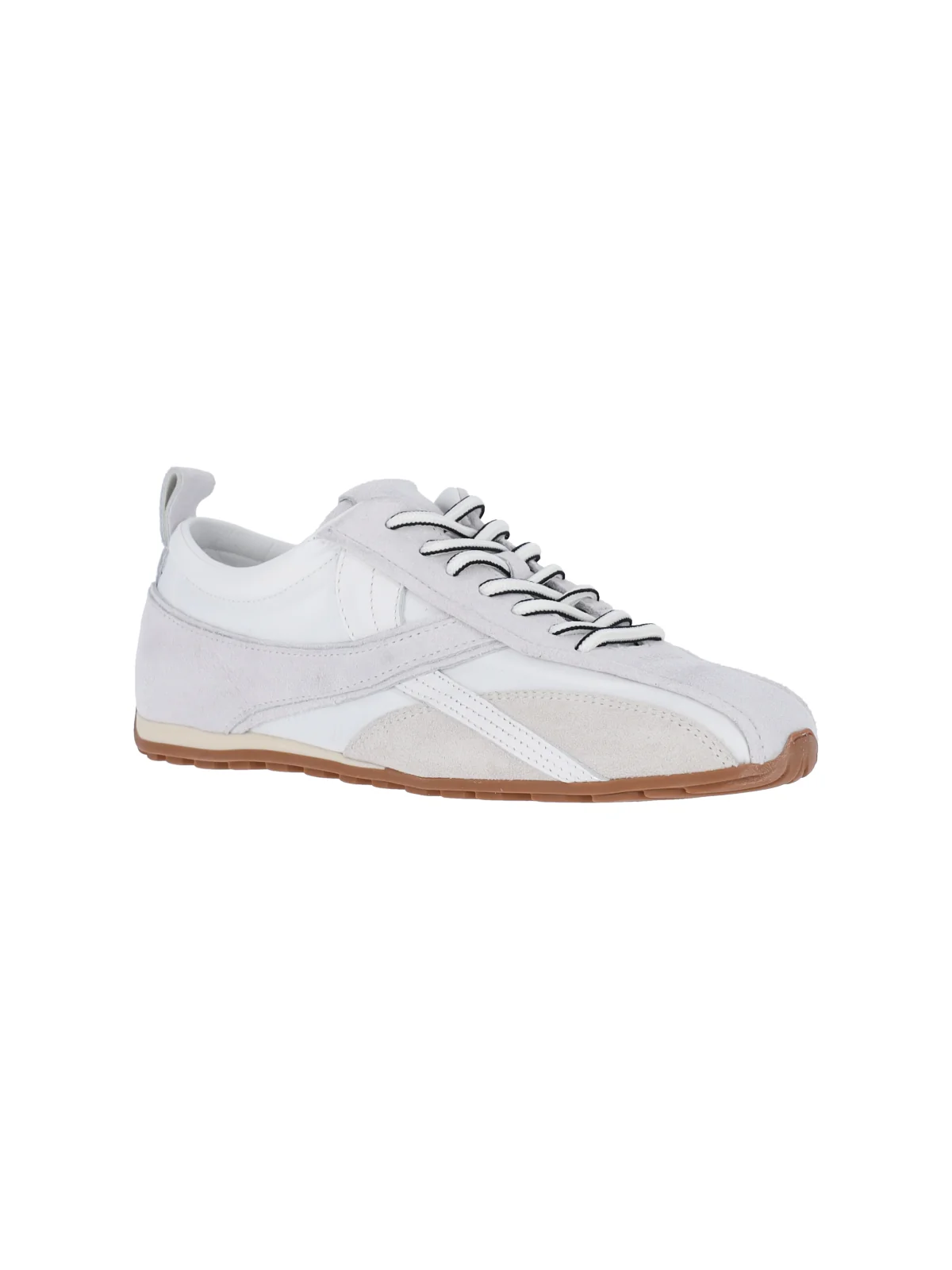 Alohas Fashion-Forward Round Toe Women's Sneaker - Image 4