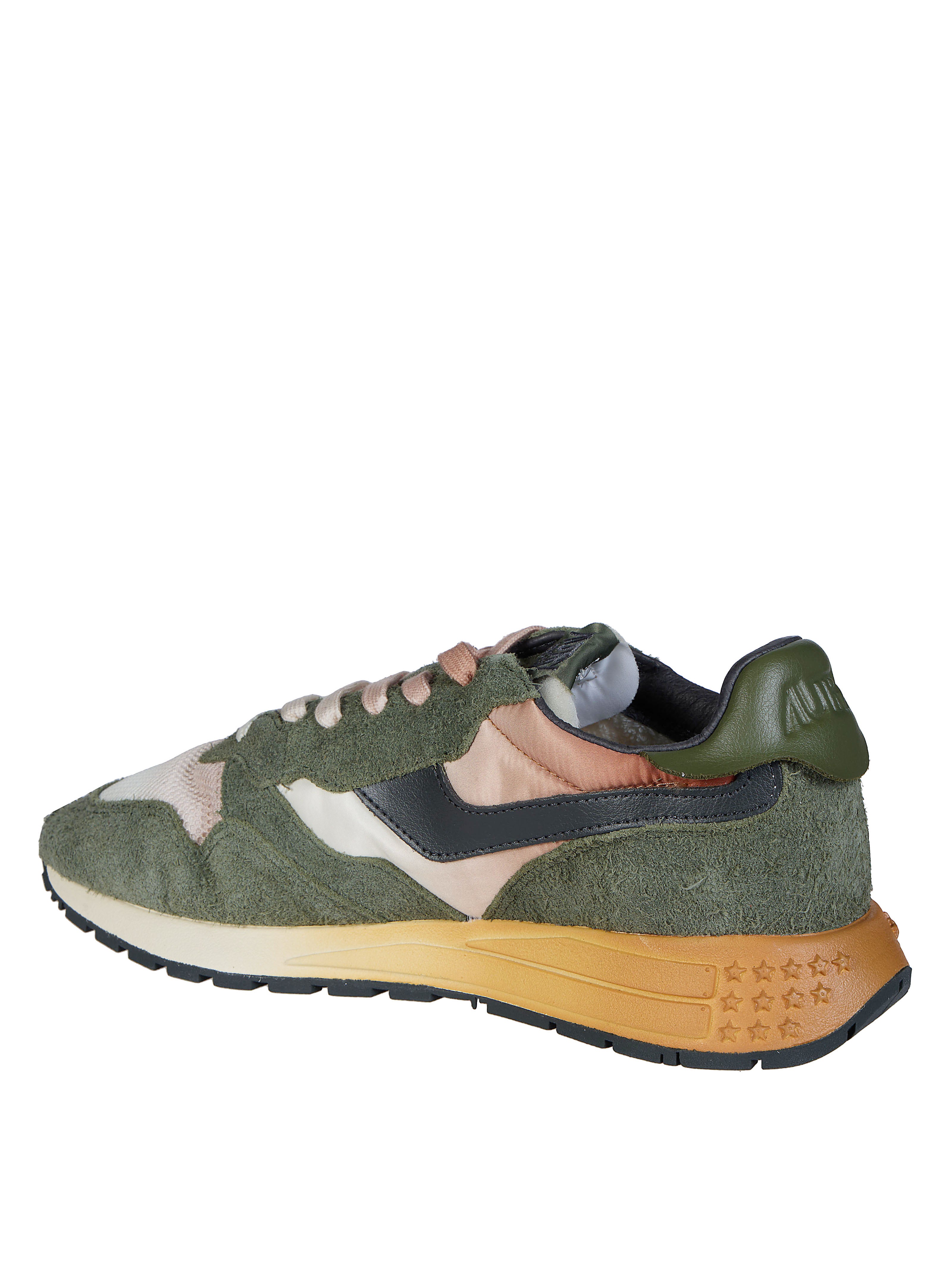 Autry Low Top Sneaker for Men - Image 3