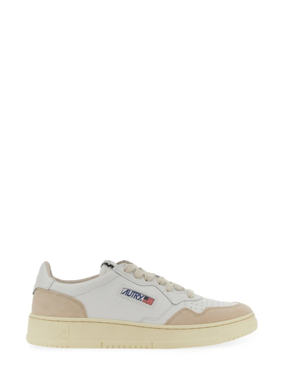 Autry Medalist Low Men’s Rubber Sole Sneakers - Image 3