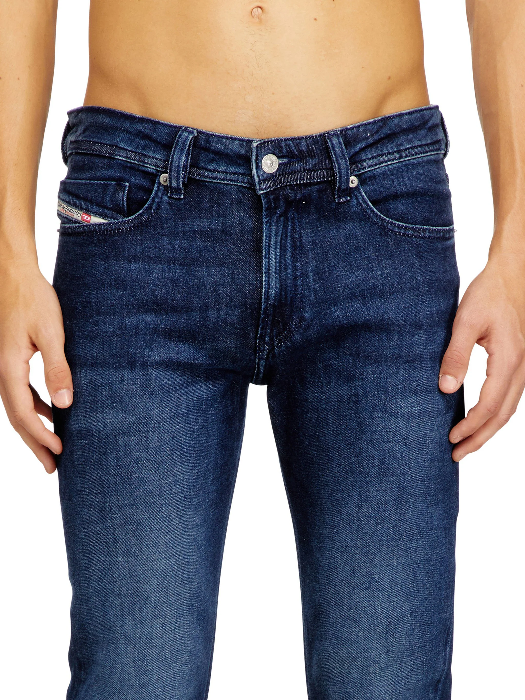 Diesel Men’s Jeans with Front Button and Concealed Zip, Five-Pocket Design (Model Wears Size 31) - Image 5