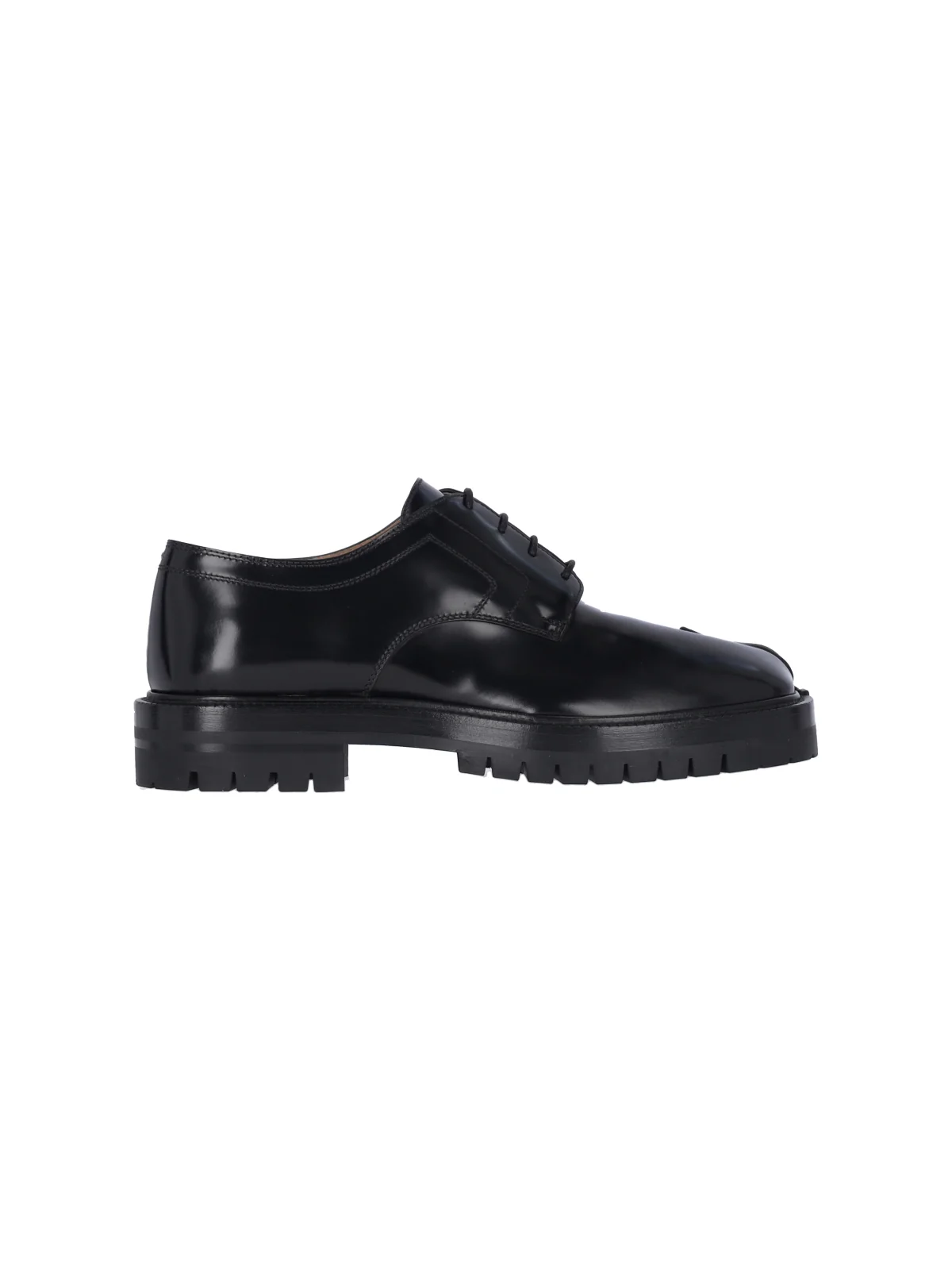 Maison Margiela Men’s Minimal Leather Flat Shoes with Contrasting Details - Image 2