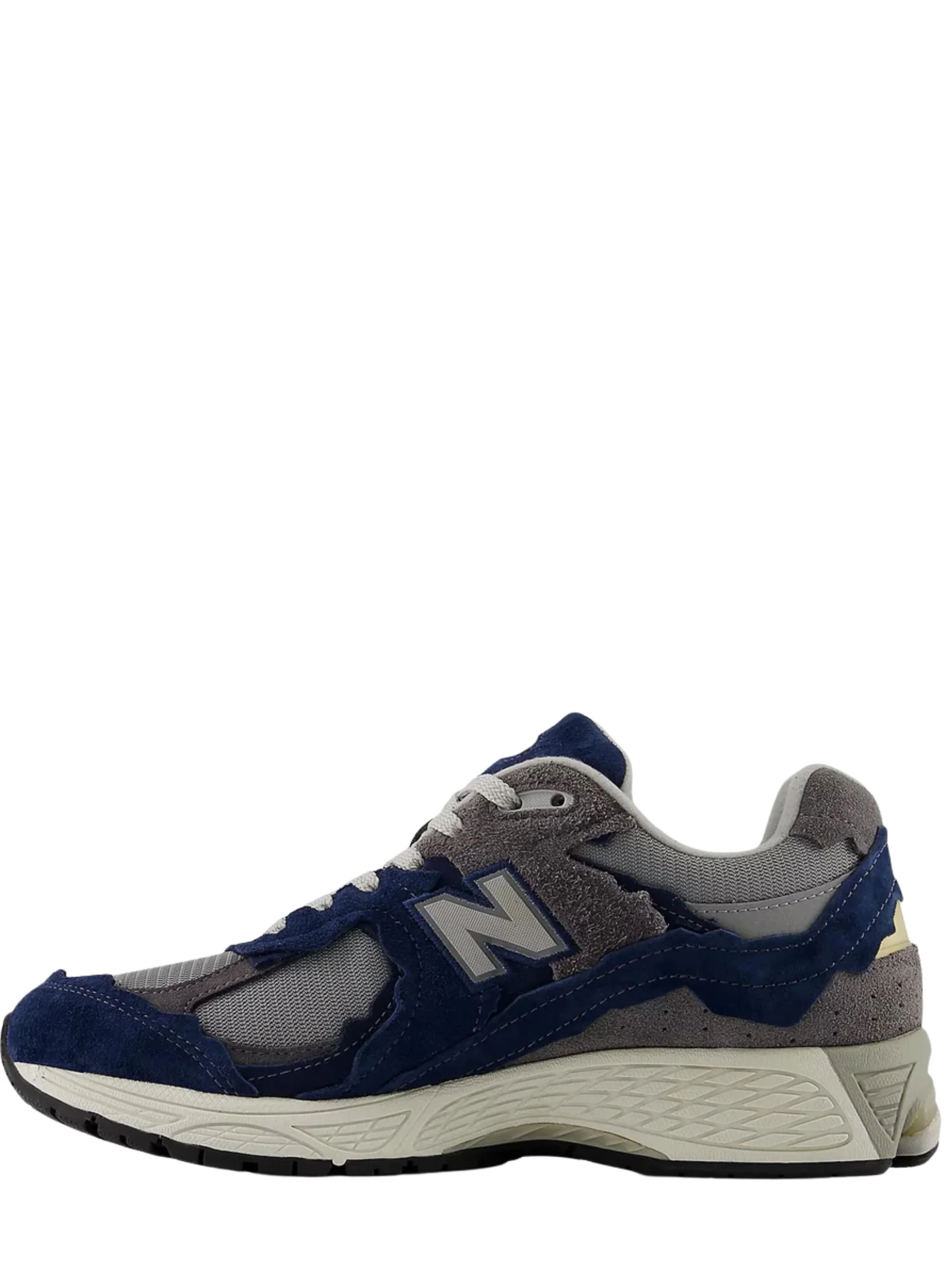 New Balance Men's 2002R Sneakers - Iconic Style - Image 4