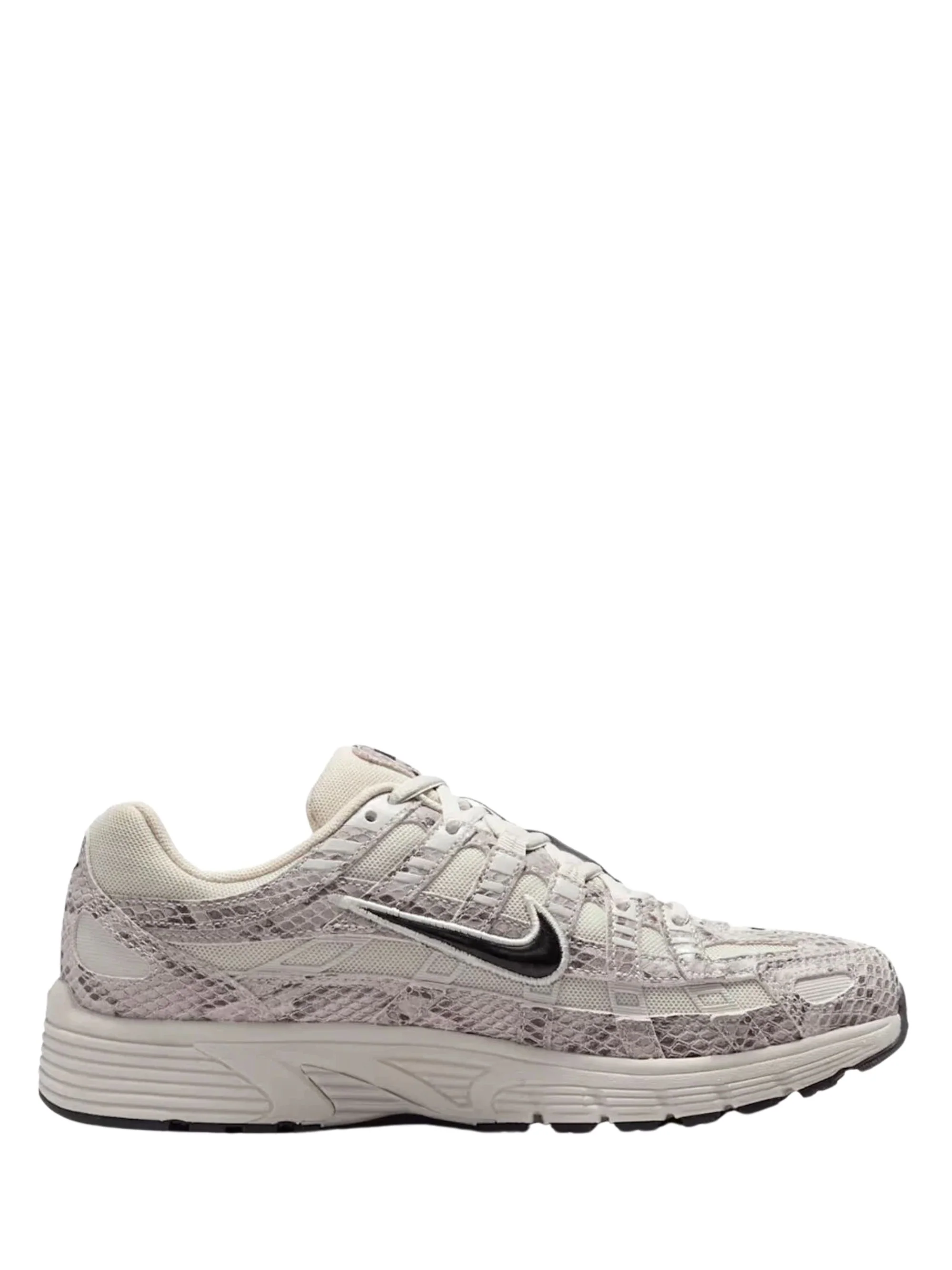 Nike Women's Trendy Sneakers - Image 2