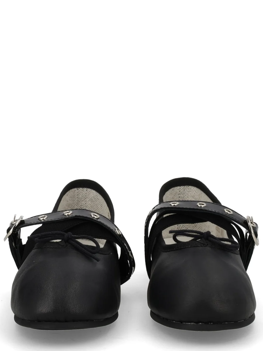 Repetto Elegant Calfskin Flats for Women